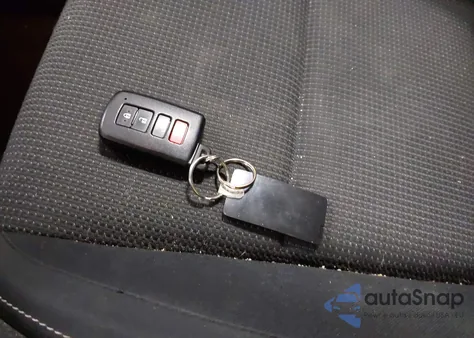 2018 Toyota Rav4 Hybrid Xle from USA, damaged, VIN JTMRJREV0JD211335